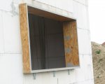 Detail OSB kaslíku pro osazení oken